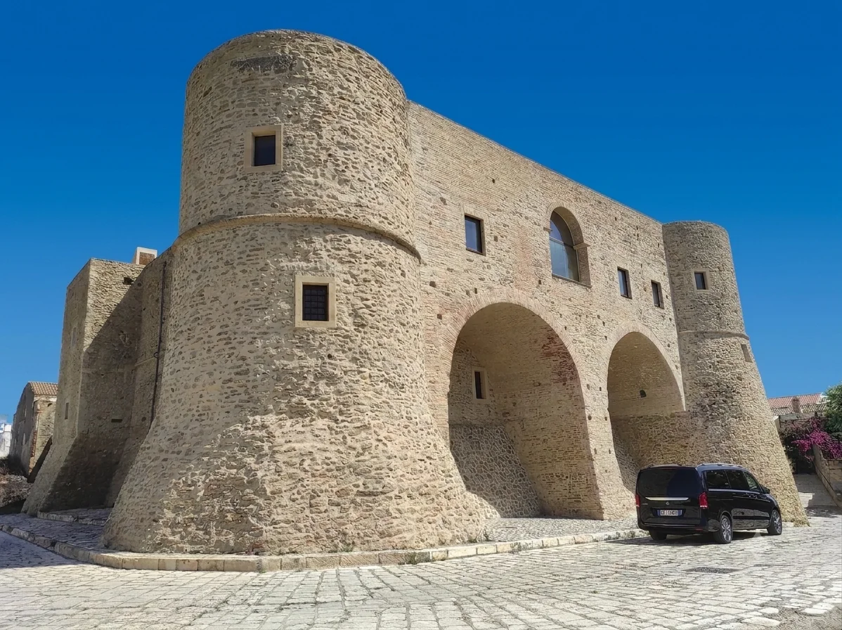 Da Salerno a Matera, dalla costa ai Sassi